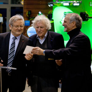 Inauguration Deepsea Challenger février 2014 Bernard Cauvin Don Walsh et Paul Henri Nargeolet_©La Cité de la Mer_B ALMODOVAR